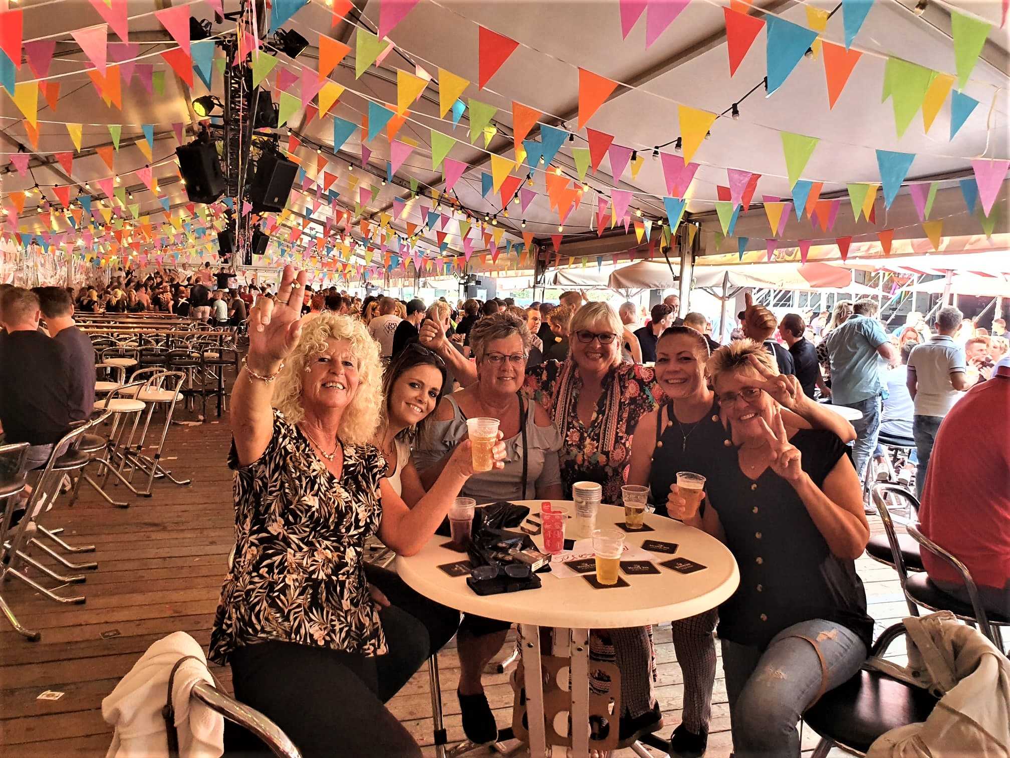 Met de boot naar de kermis in Volendam Mijn Zuiderzee